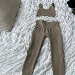 Set active tan bra and leggings XS/S - Sand